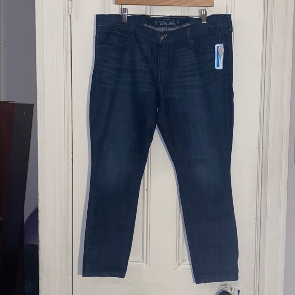Old Navy Blue Ankle Jeans size 16